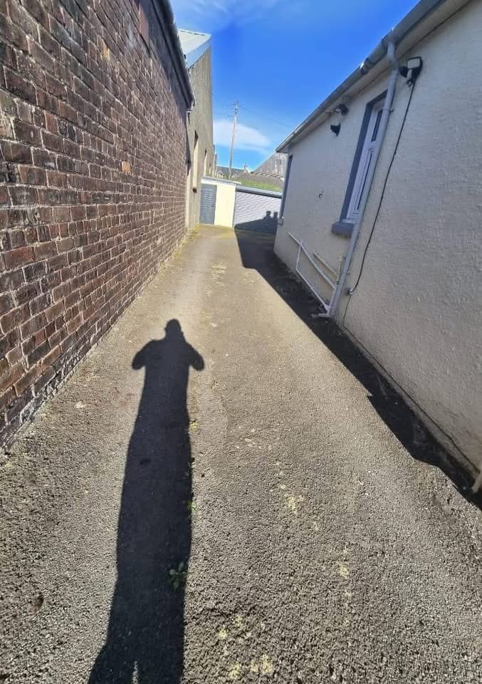 Side access before block paving